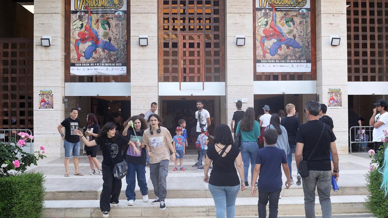 Ambiente en la Casa Colón en la edición actual del Salón del Cómic de Huelva.