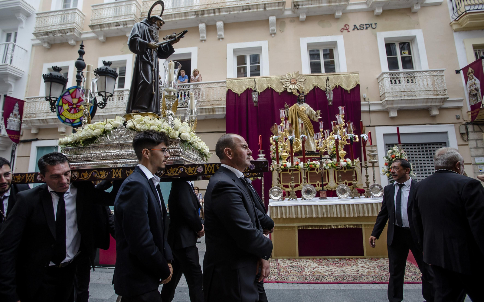 Las imágenes de la procesión del Corpus
