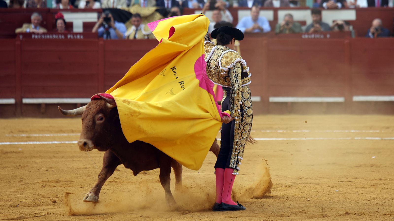 Tarde de toros con Roca Rey, Talavante y Aguado en la Feria de Jerez