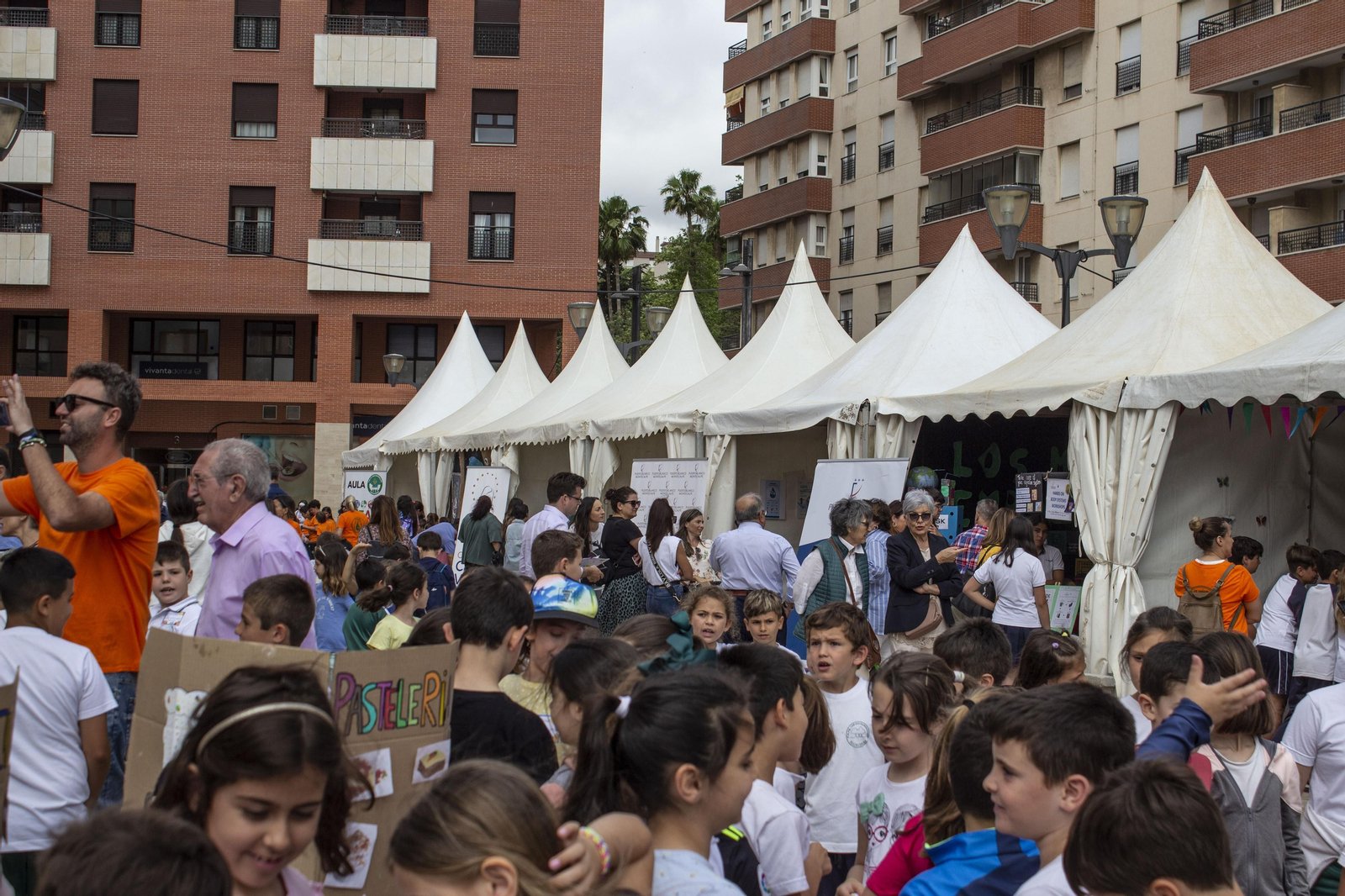 Fotos de Diverciencia Algeciras 2023 en Plaza Marqués de Verboom.