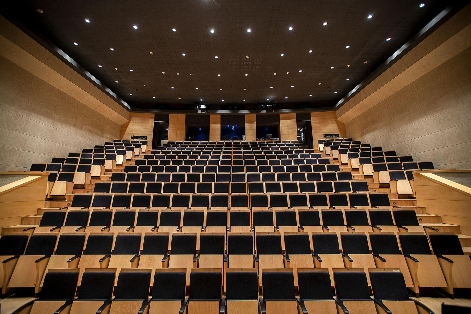 Instalaciones del centro de congresos de San Fernando, donde se proyectará 'Embrujo' con motivo del Día del Cine Español.