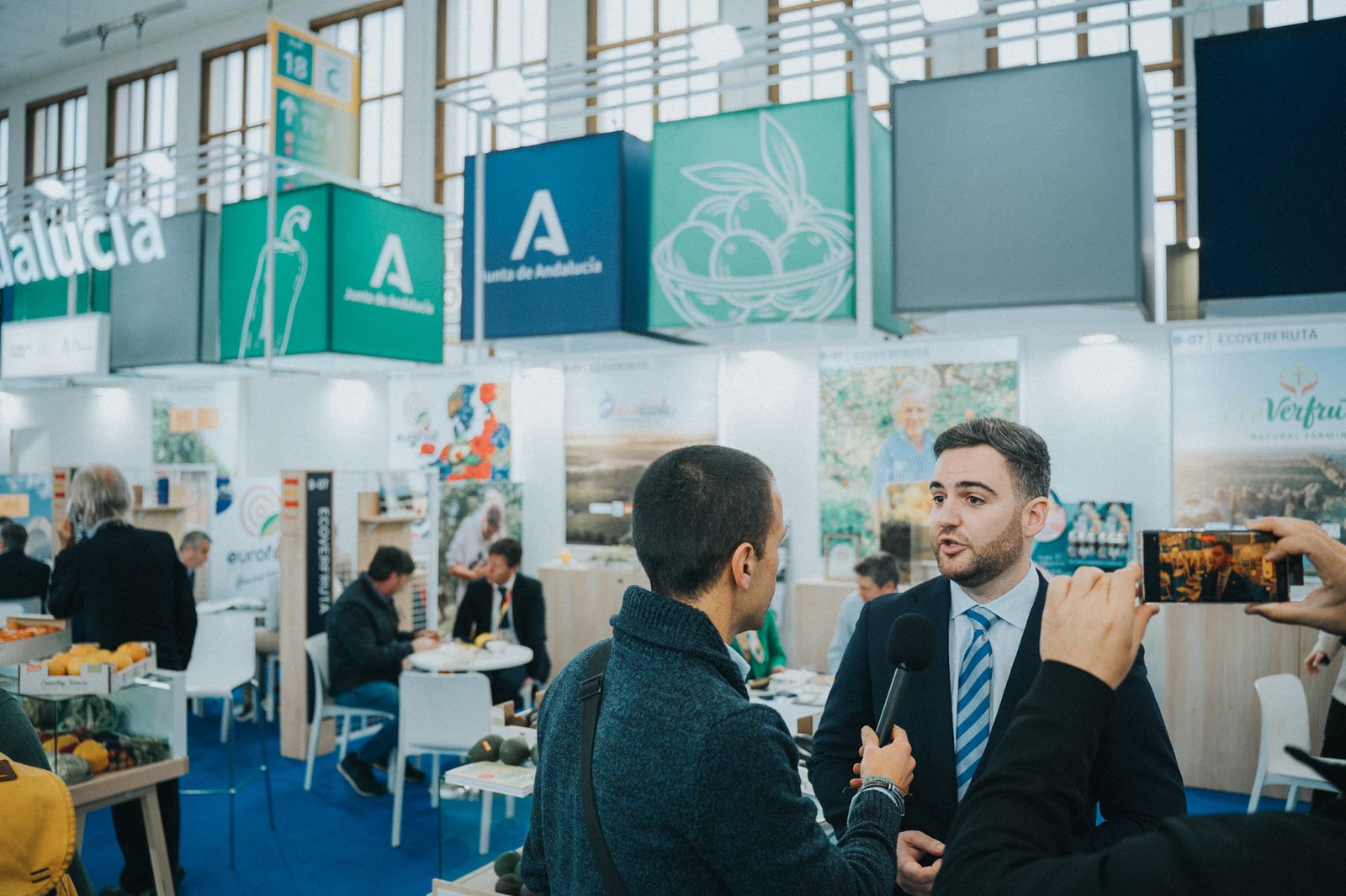 Así ha sido la primera jornada en Fruit Logistica: las imágenes del desembarco andaluz en Berlín