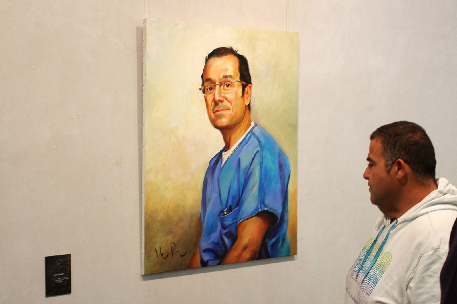 Imágenes de la exposición de Víctor Pulido '(Hilo conductor). 20 años de Clínica Enrile'.