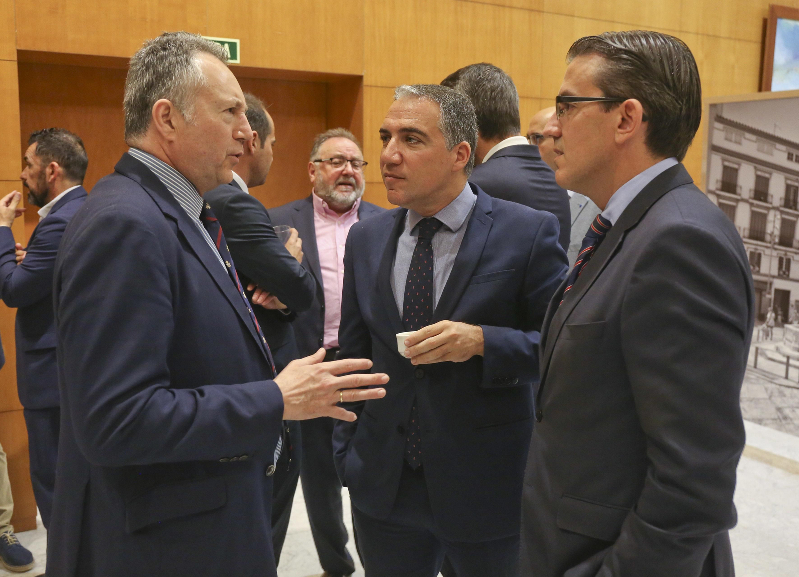 Las imágenes del Foro Joly con Elías Bendodo