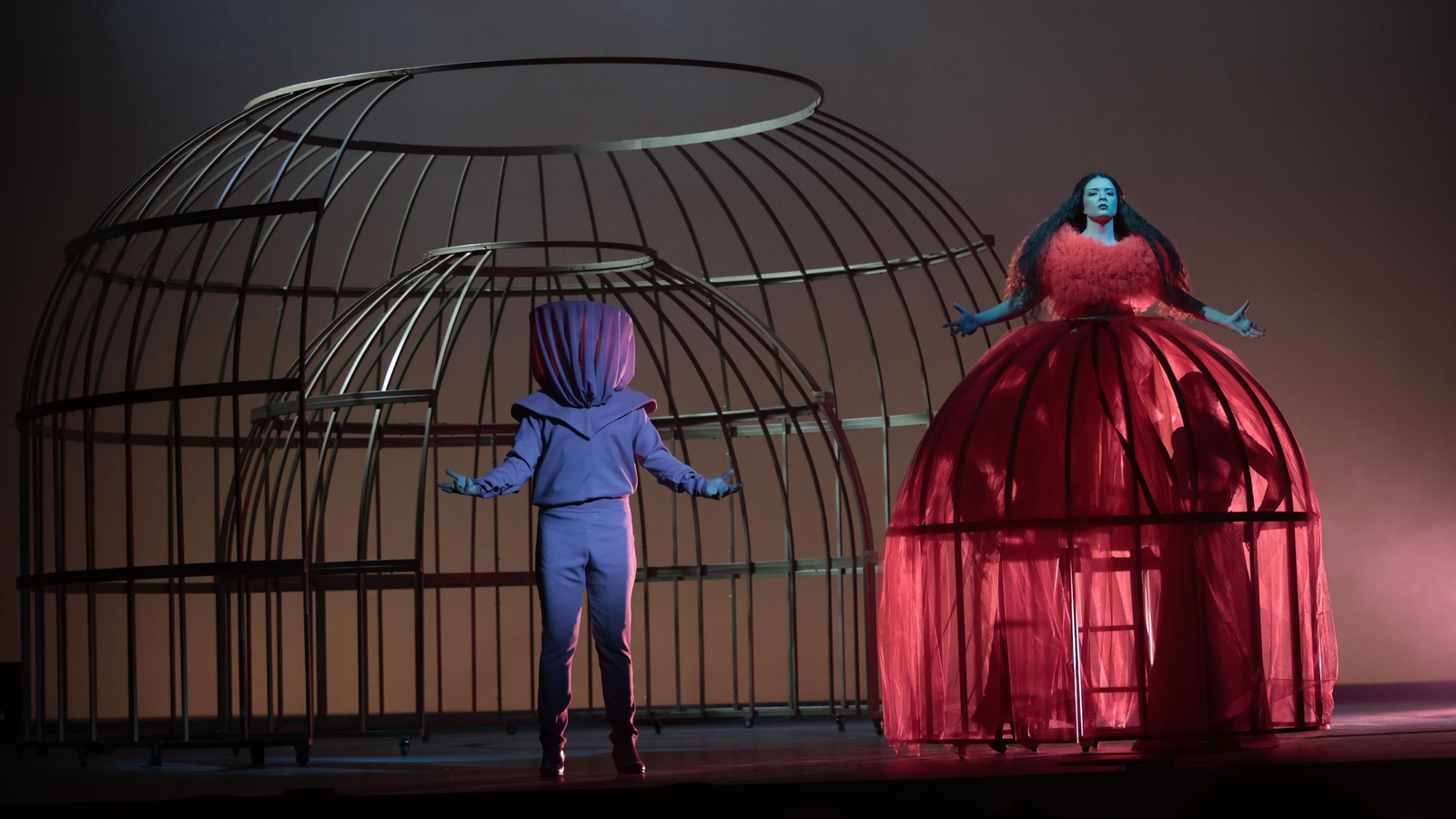 Las imágenes de la ópera "La Mujer Tigre"