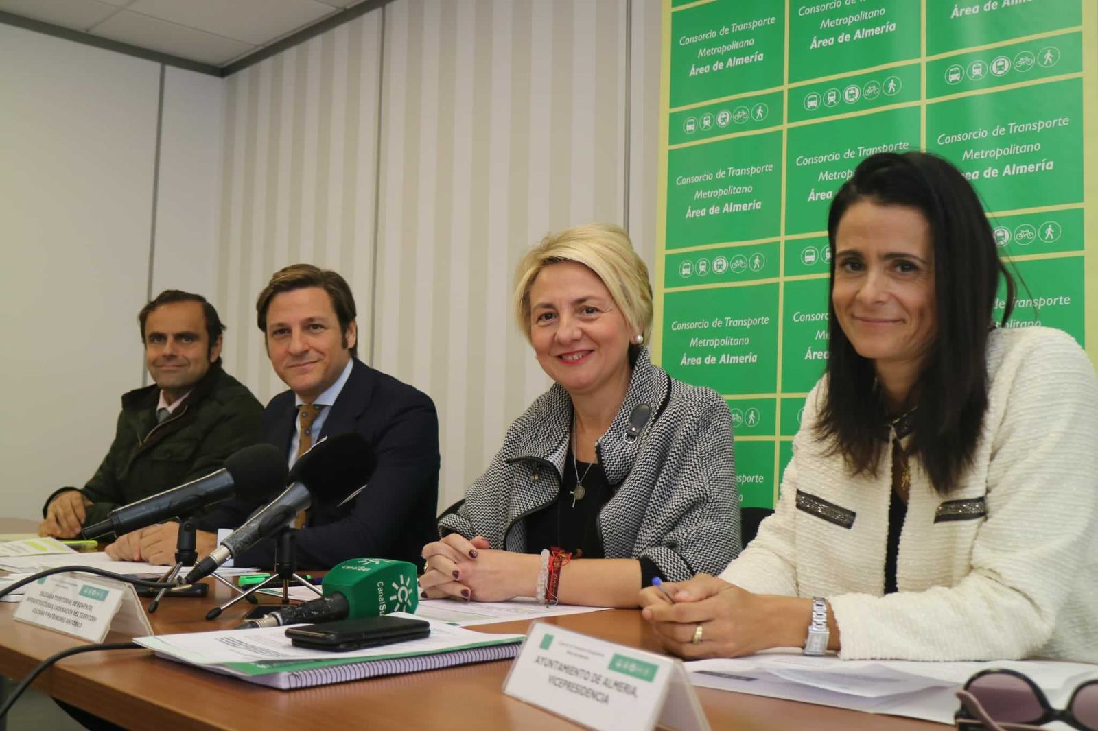 Balanegra y Tabernas se integrarán en el Área Metropolitana de Transportes