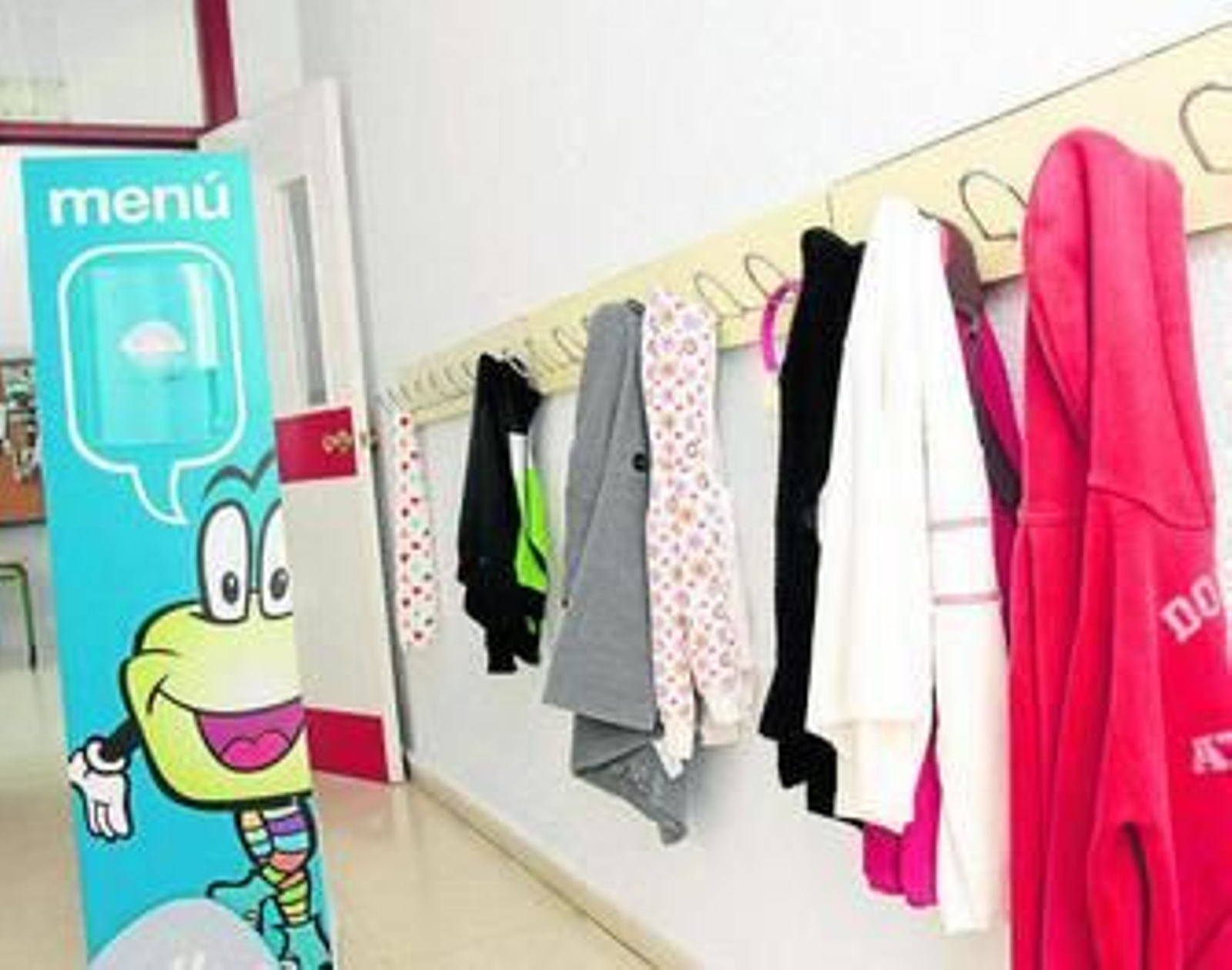 Entrada a un comedor en uno de los colegios de la provincia gaditana.