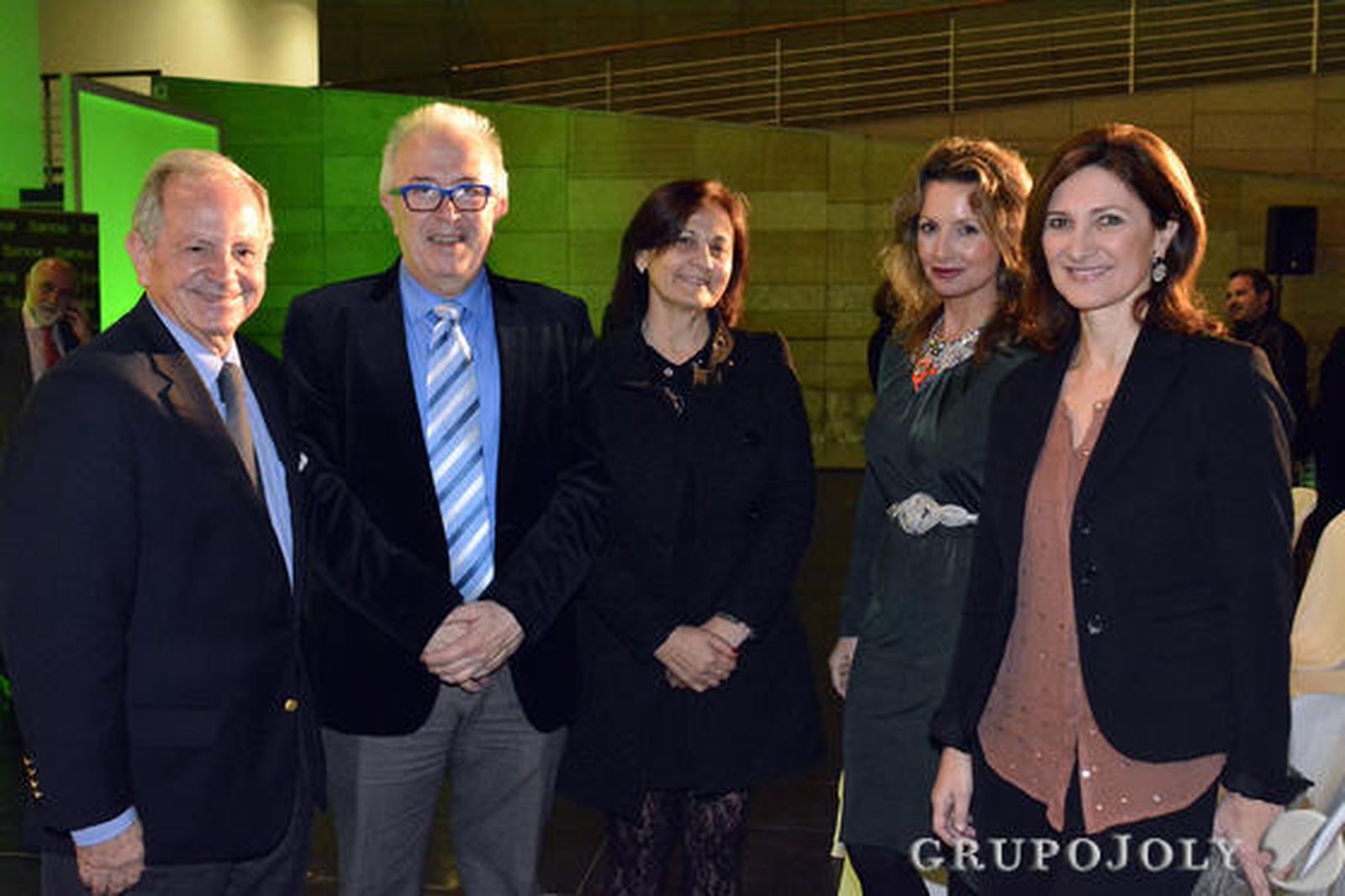 El empresario José Gandía; el consejero José Sánchez Maldonado; la delegada de Economía en Sevilla, Aurora Cosano; Marita Rufino; y la diputada del PP, Alicia Martínez. / Reportaje gráfico: Juan Carlos Vázquez y Manuel Gómez