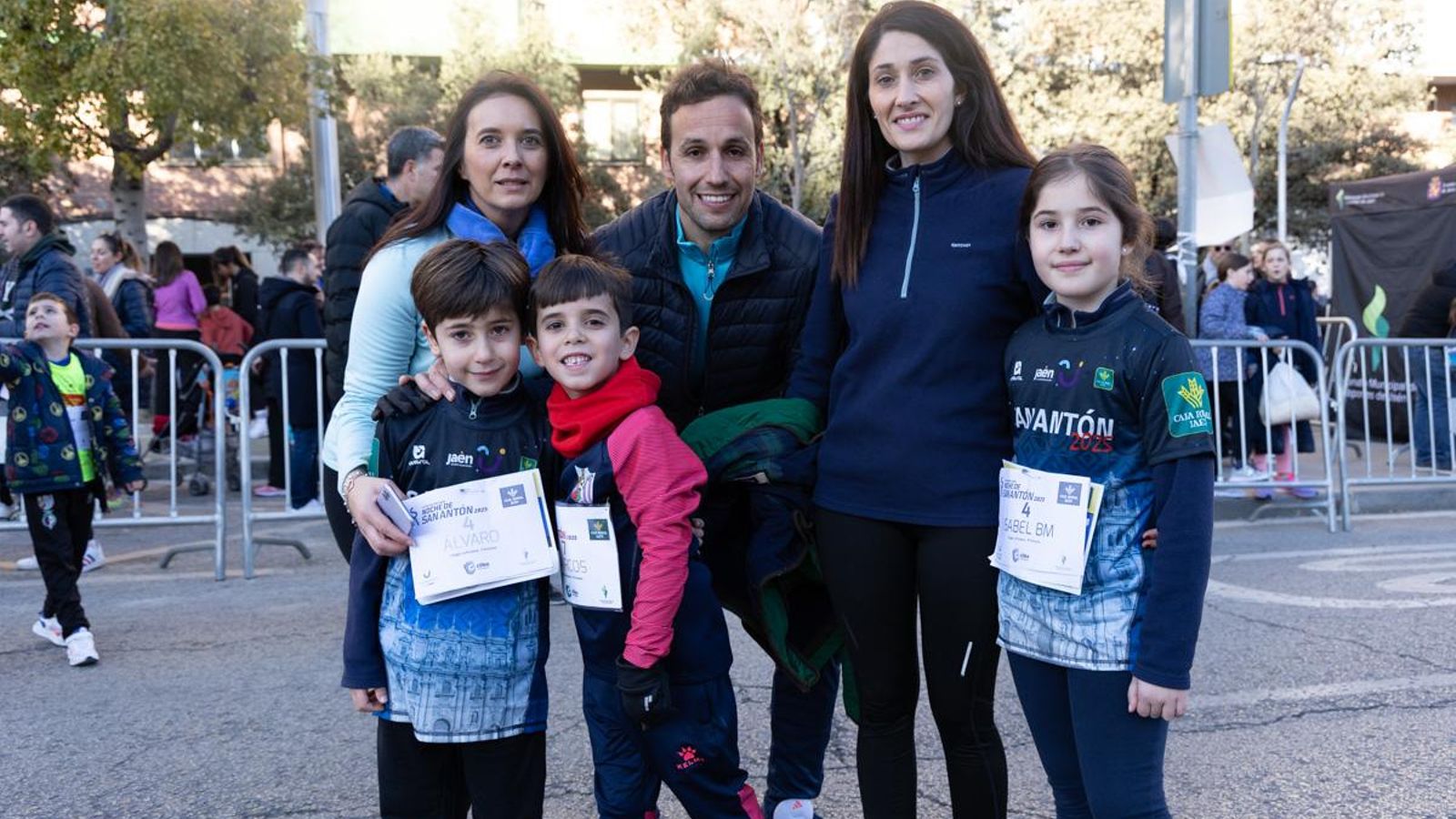 En imágenes: Los niños y niñas de los colegios de Jaén, protagonistas de la San Antón Escolar