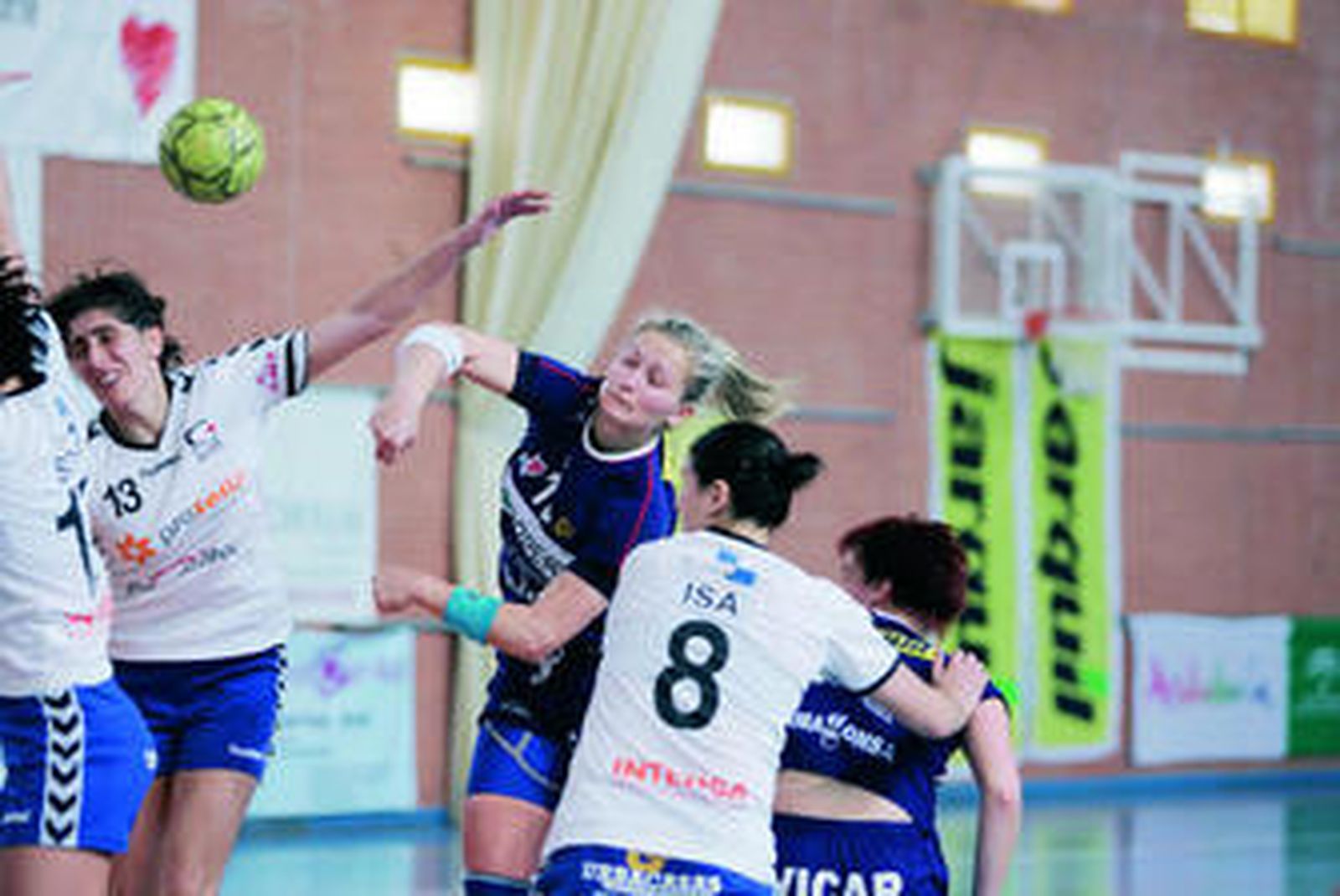 Maja Popovic acabó el partido con nueve goles.