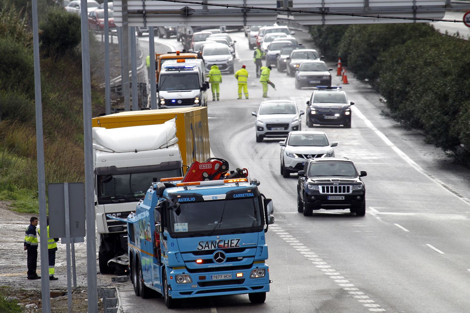 Un accidente en la autovía A-7 en el término municipal de San Roque.