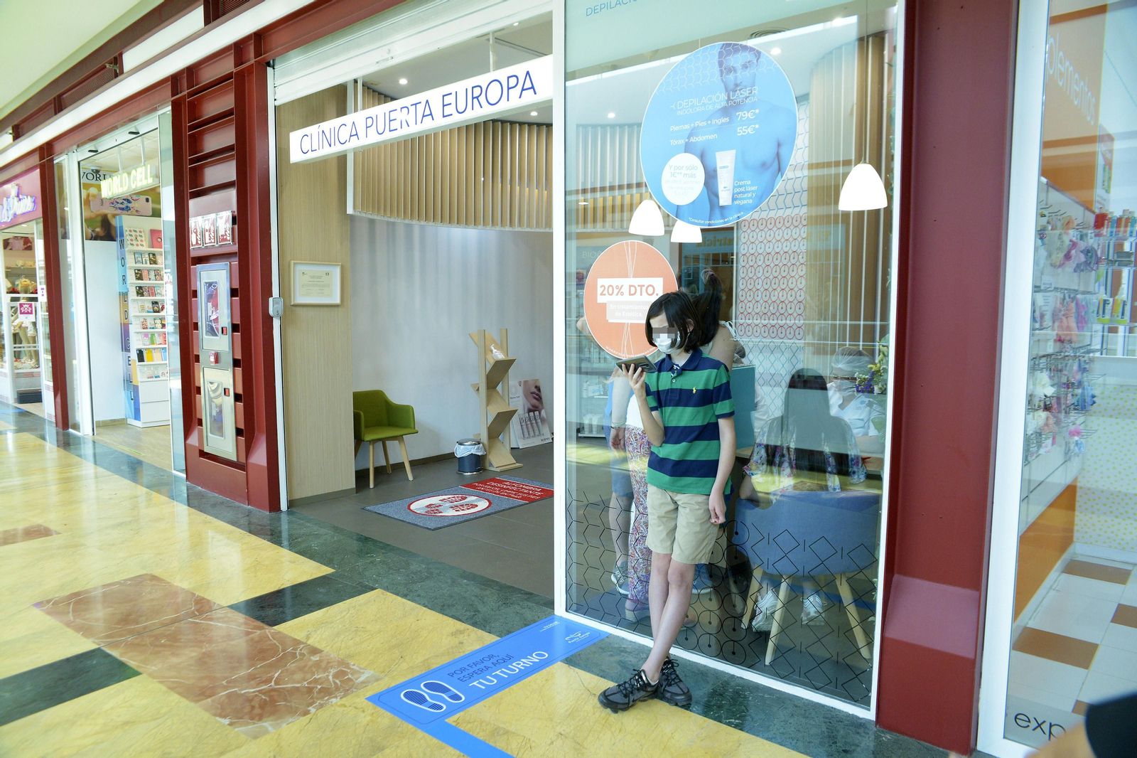 Fotos de los centros comerciales de Algeciras al inicio dela fase 2