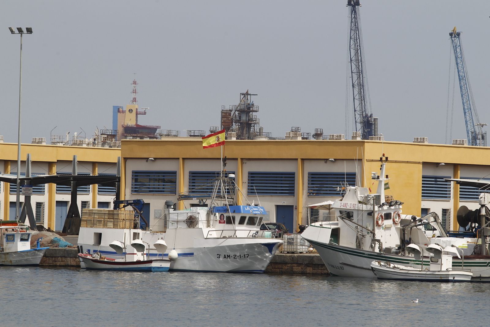 Puerto pesquero de Almería