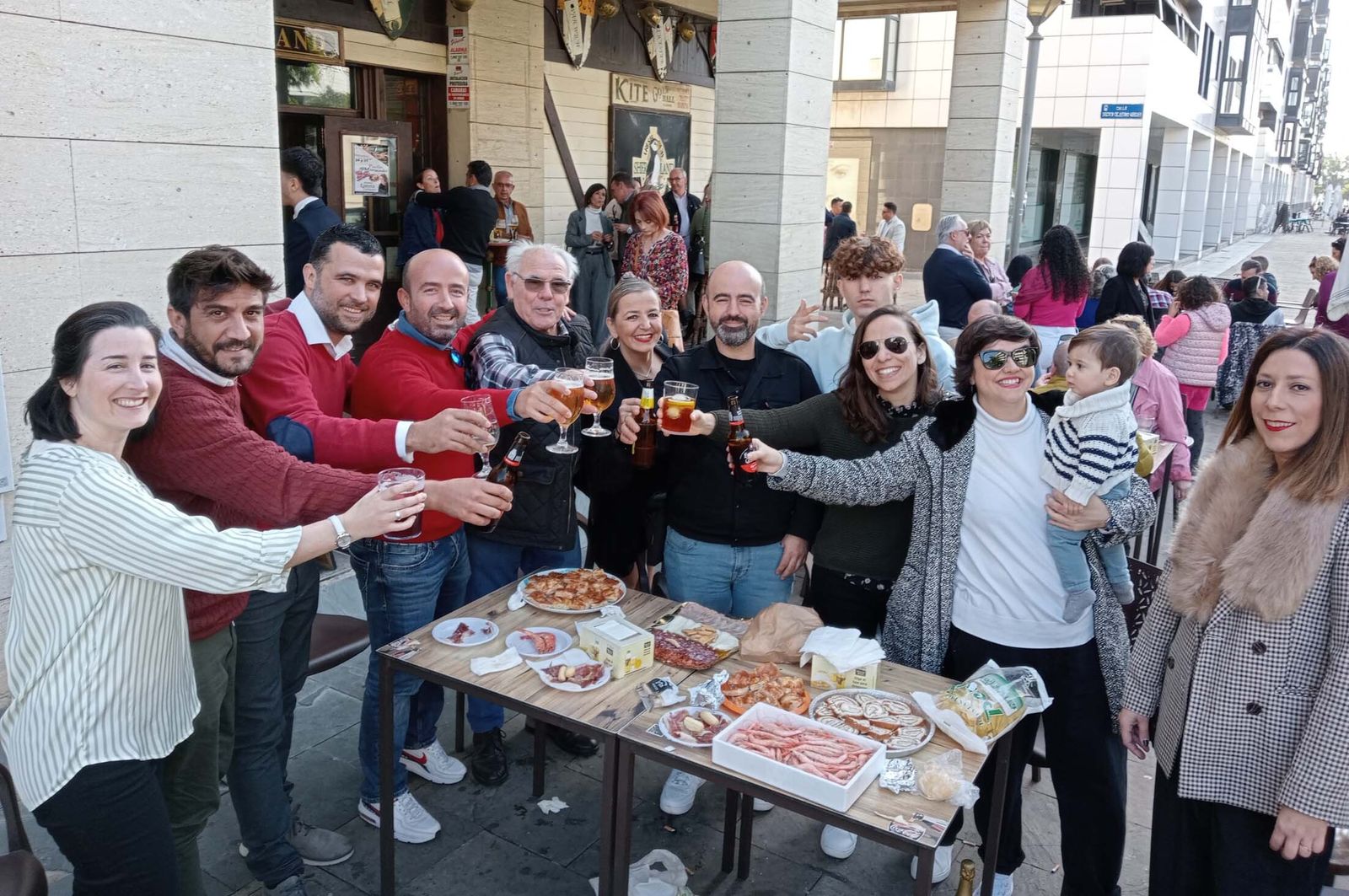 Imágenes del ambiente festivo del 31 de diciembre en Huelva