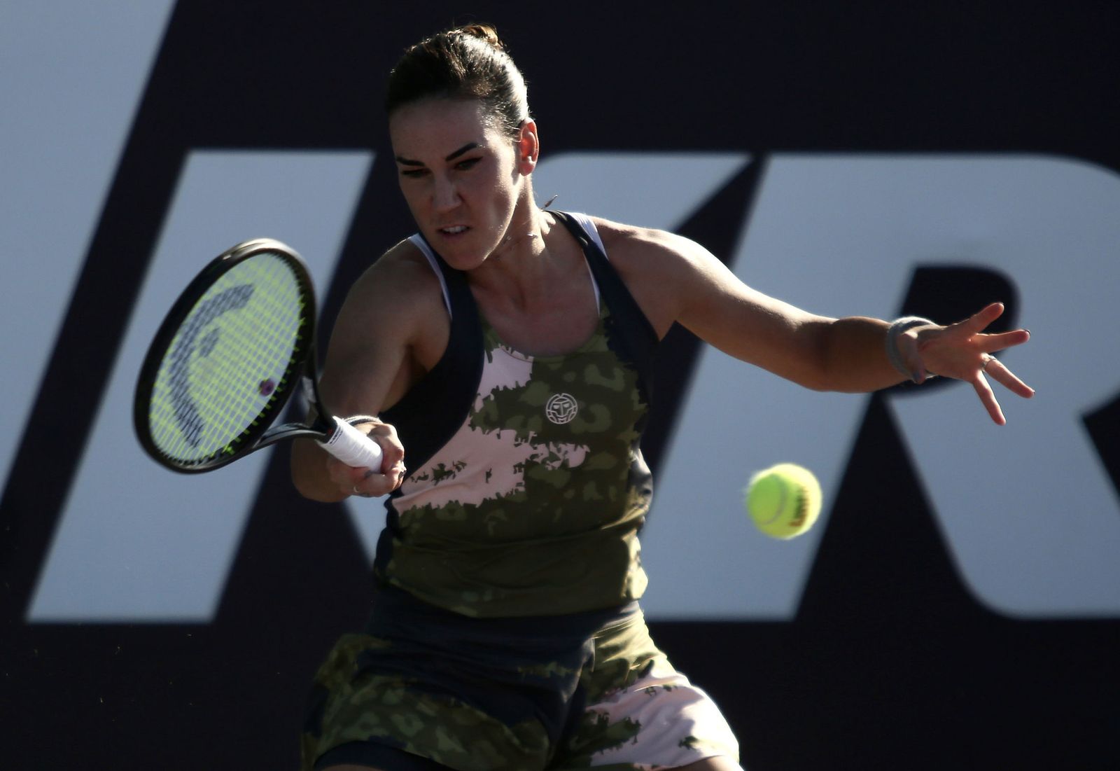 Nuria Párrizas remontó ante la griega Despina Papamichail.