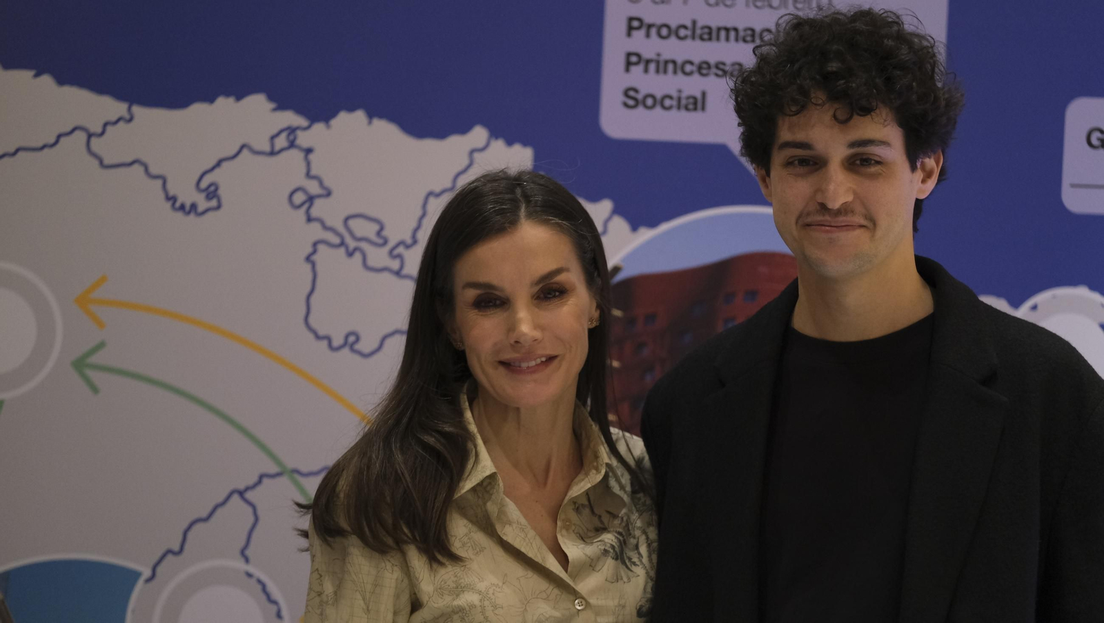 Imágenes de la Reina Letizia en el Tour del Talento en Almería