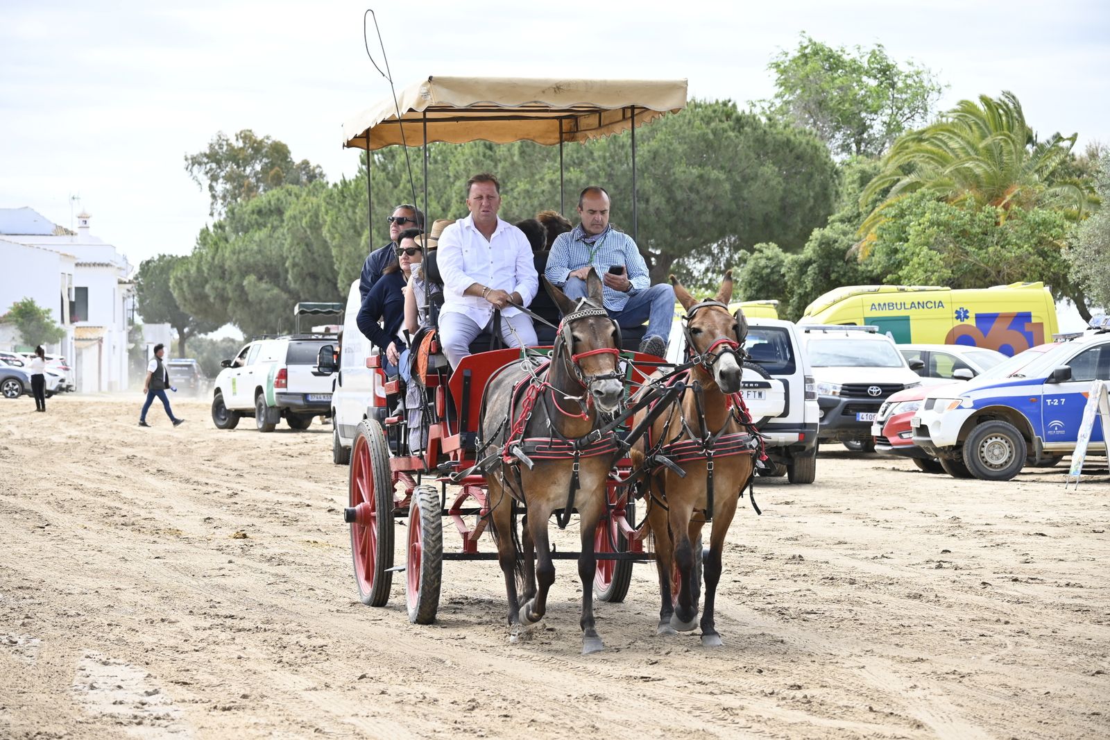 Imágenes del viernes 17 de mayo en EL Rocío