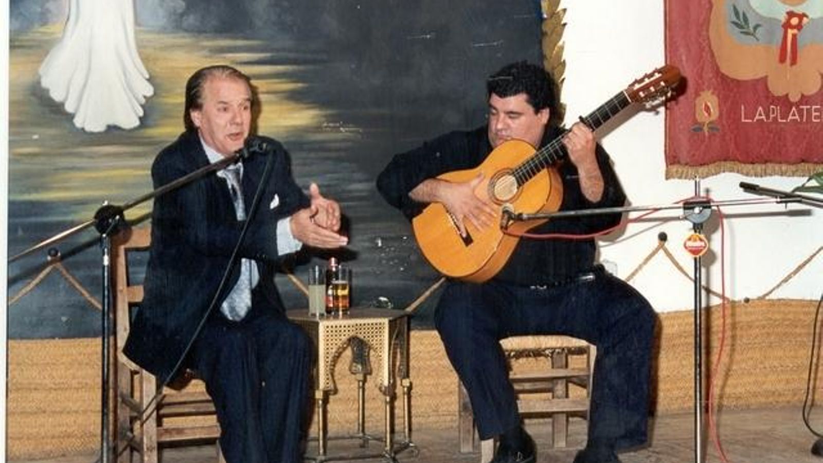 Curro de Utrera y Chano Lobato, en un concierto en La Platería. Curro de Utrera y Chano Lobato, en un concierto en La Platería.