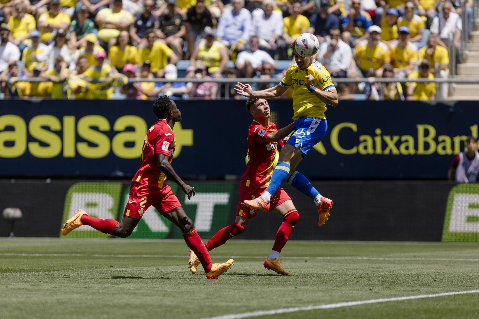 Las imágenes del partido entre el Cádiz C.F y el Getafe