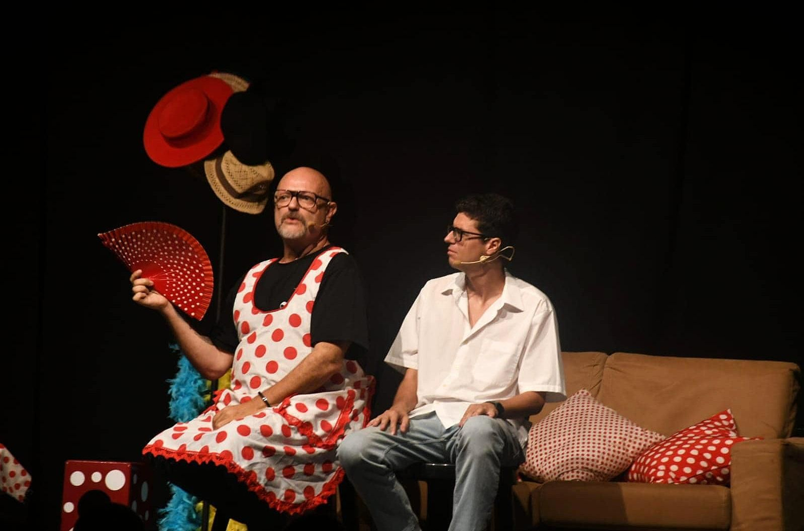 Manolo Medina y David Caballero durante un momento de su actuación.