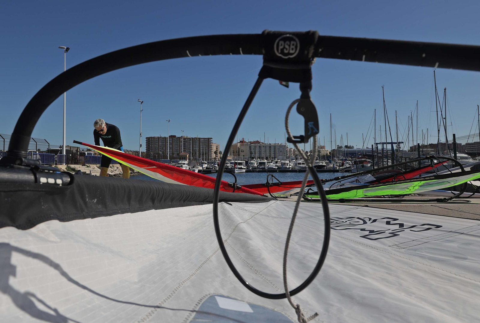 Fotos de la segunda jornada de la Copa de Andalucía de la clase windsurfer en La Línea