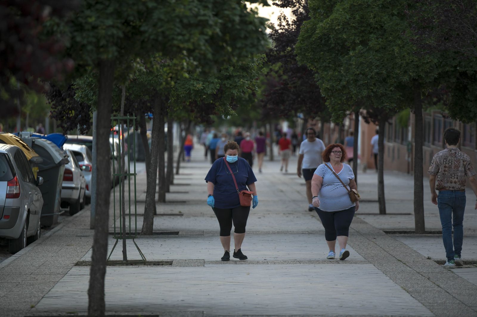 La desescalada se desmadra en Granada: bañistas en el río Genil