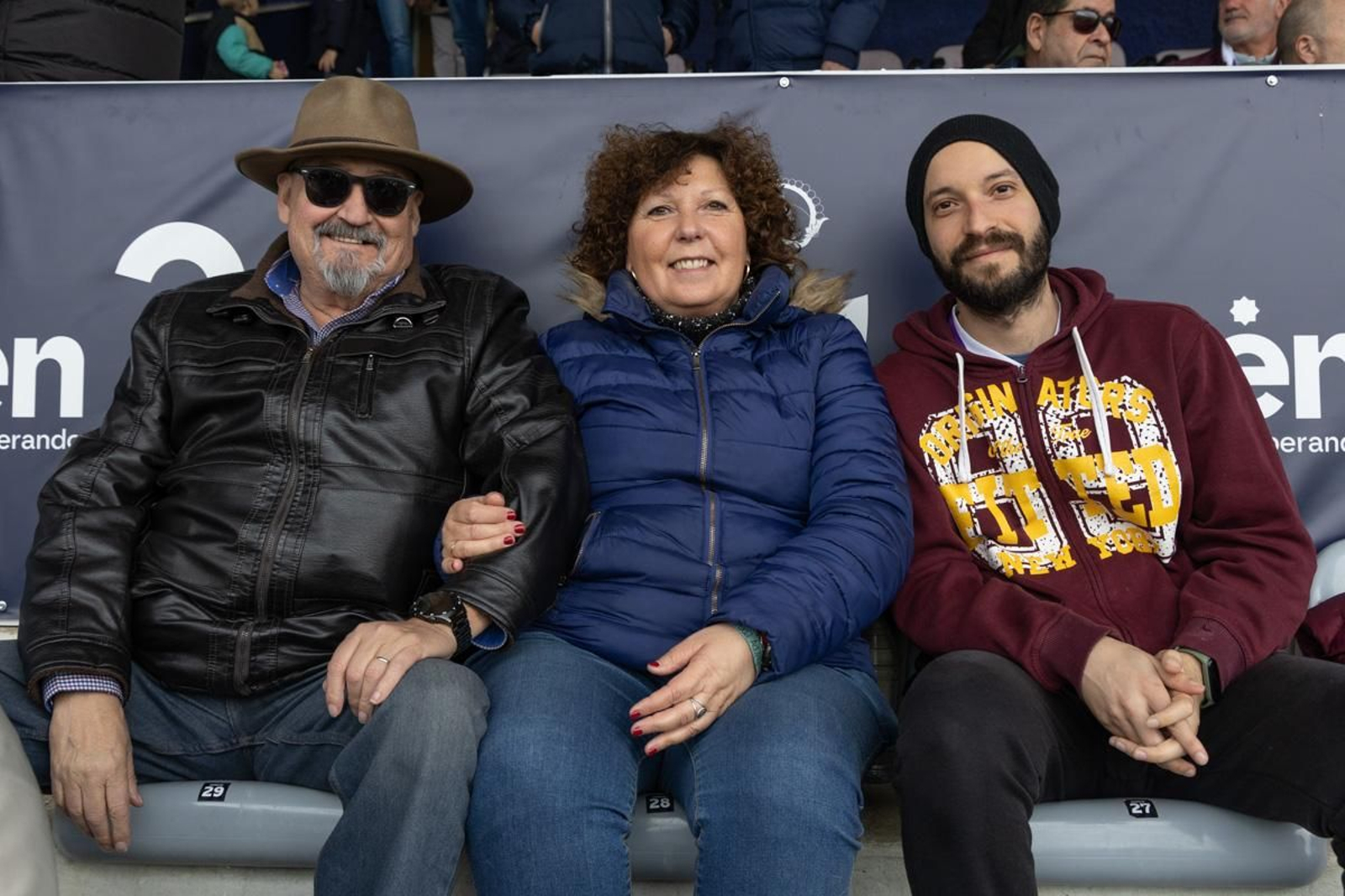 La emoción del triunfo in extremis del Real Jaén ante el Atlético Mancha Real, en imágenes