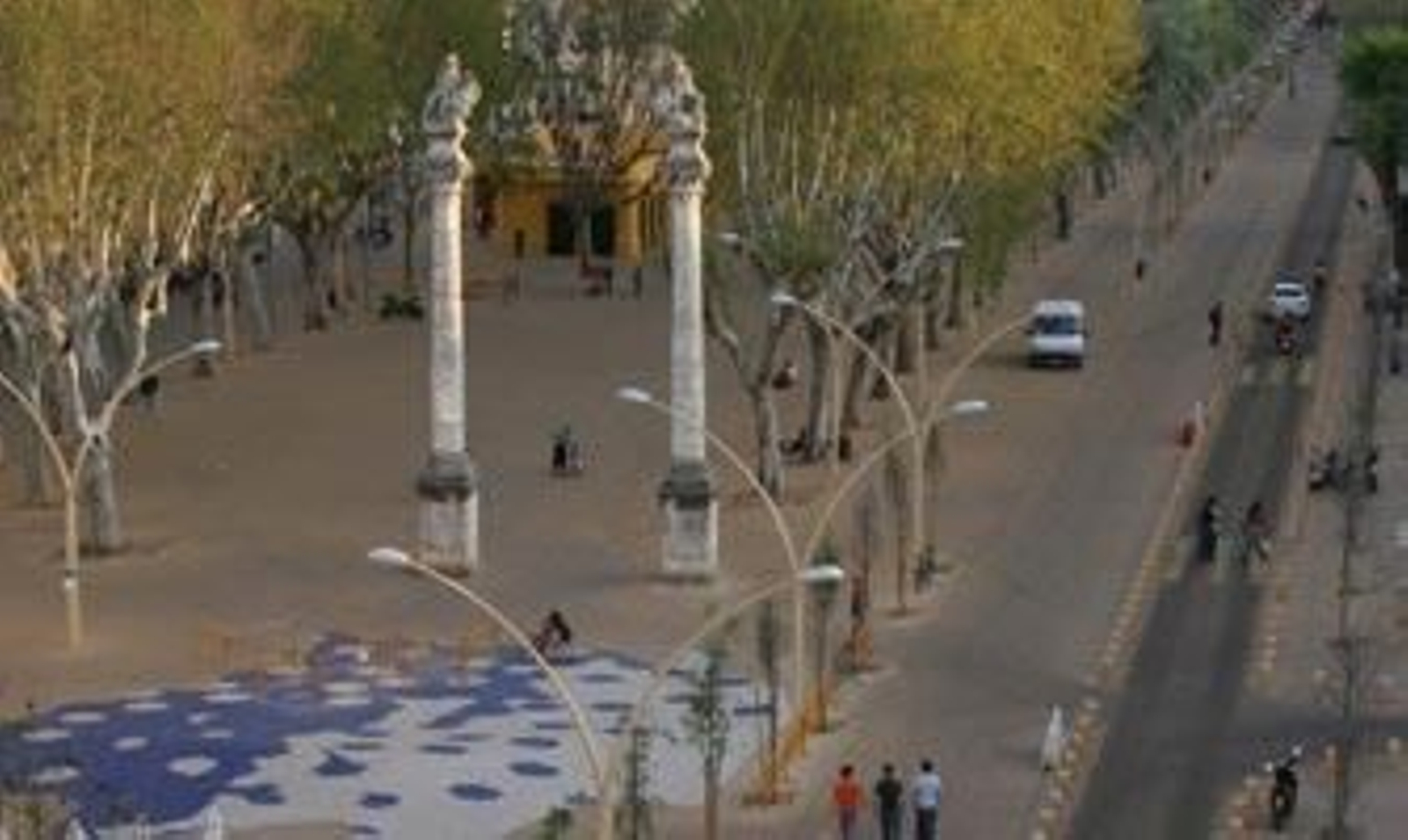 Zoido negociará "con todos los afectados" por el parking en la Alameda