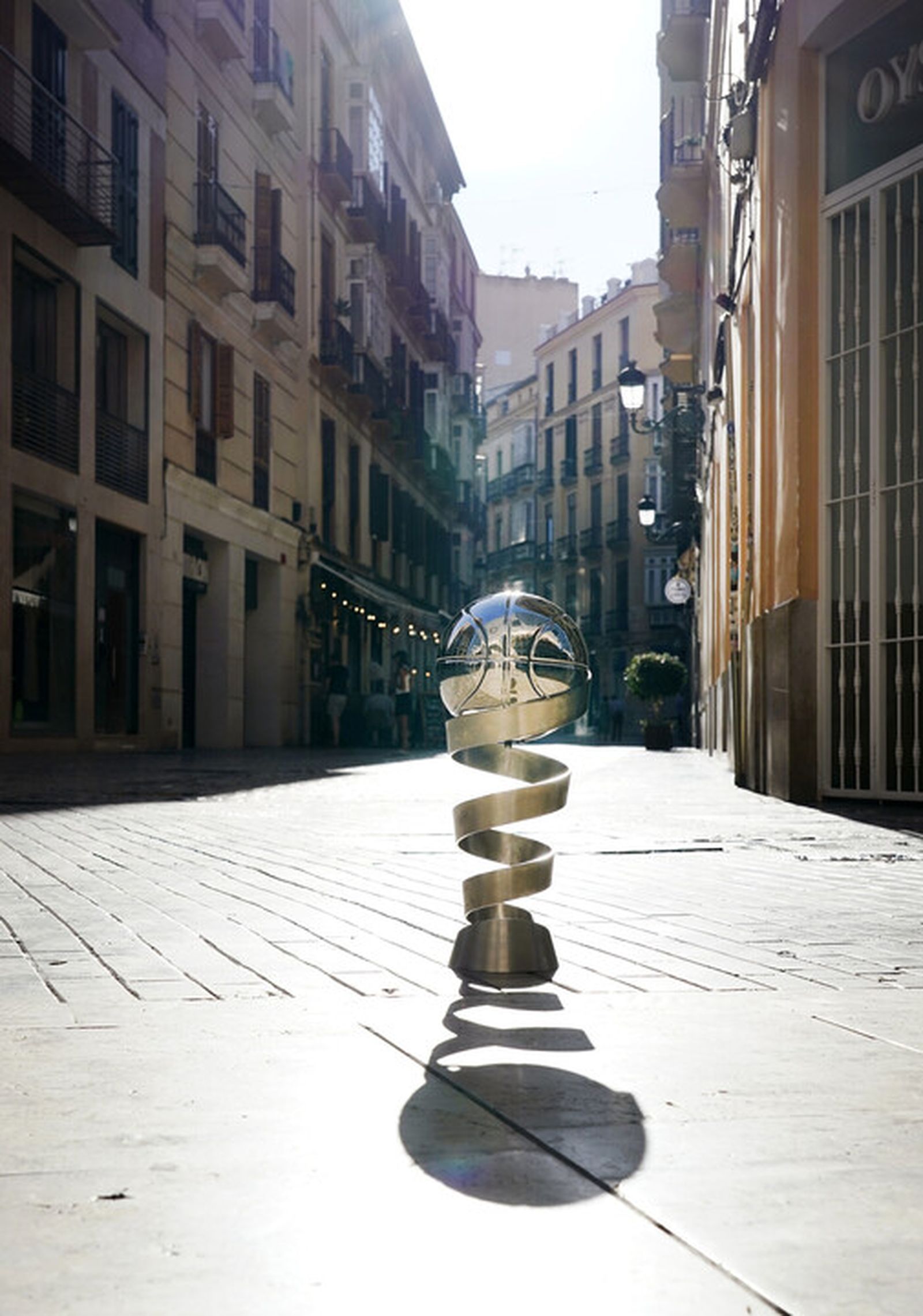 El trofeo de la Supercopa ACB se deja ver por Málaga