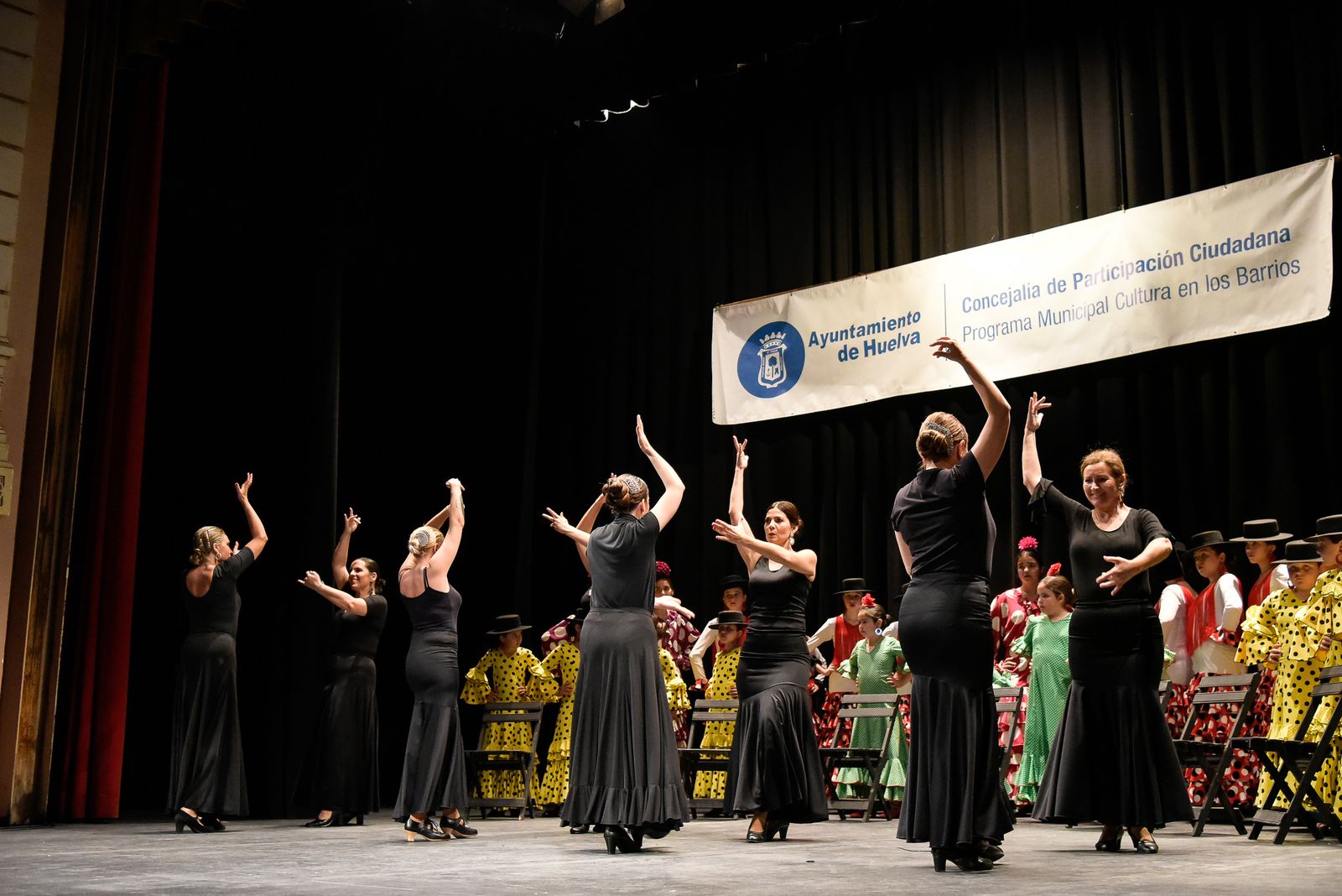 Imágenes de las actividades fin de curso en Cultura en los Barrios