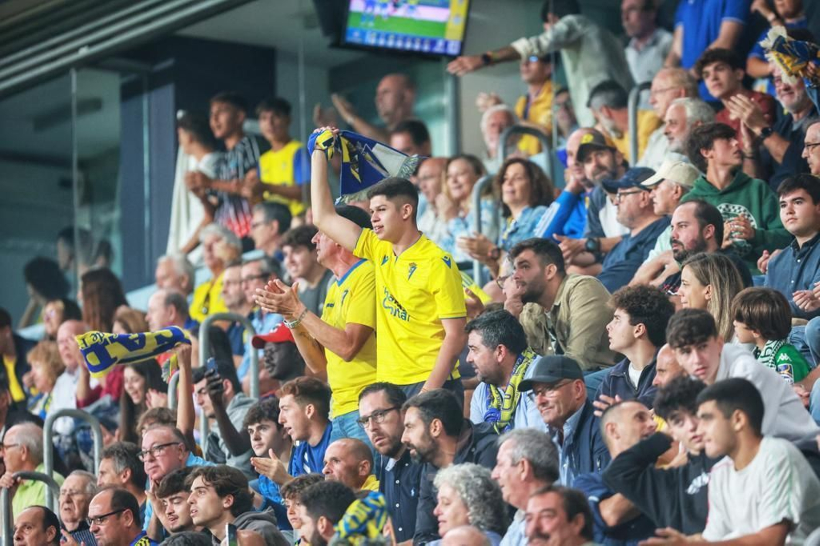 El partido del Cádiz C.F.-Real Betis, en imágenes
