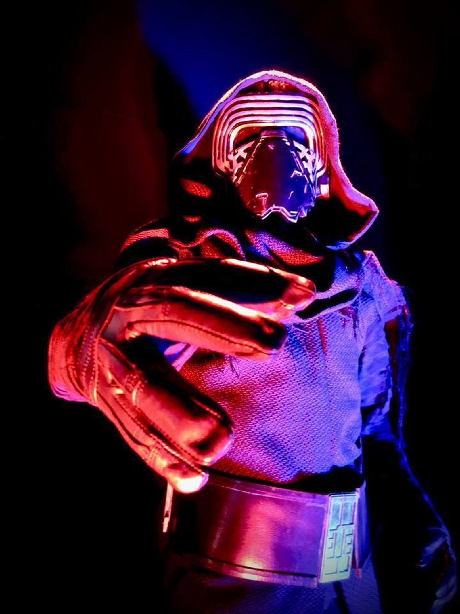 De película. La muestra reúne réplicas a tamaño real de piezas emblemáticas que aparecen en los diferentes episodios de 'Star Wars'.