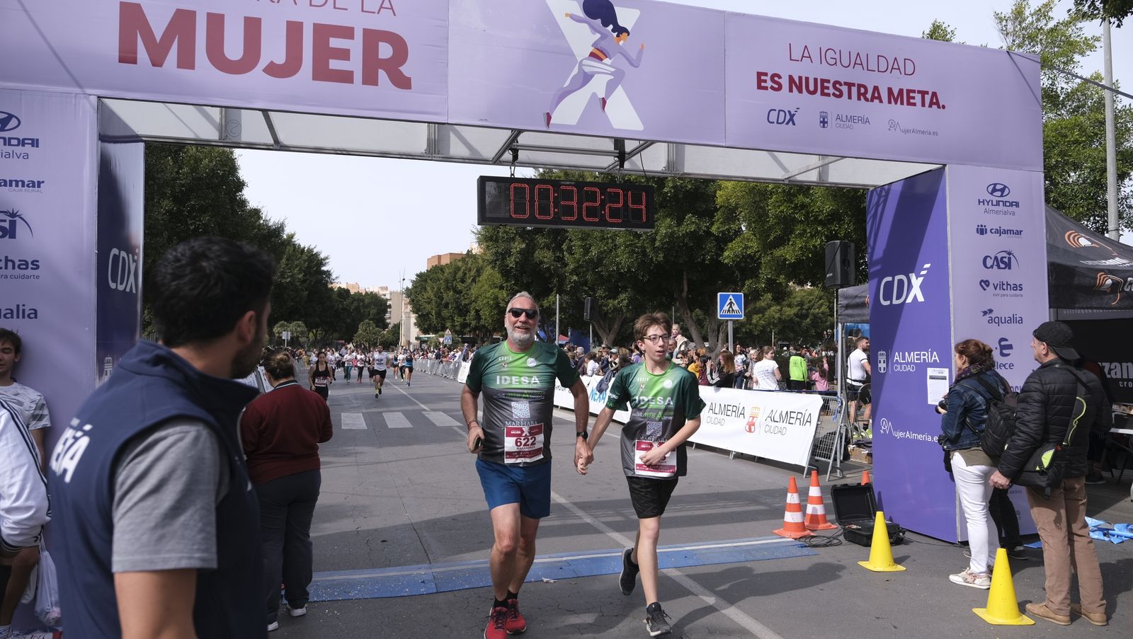 Imágenes de la Carrera de la Mujer 2023 en Almería