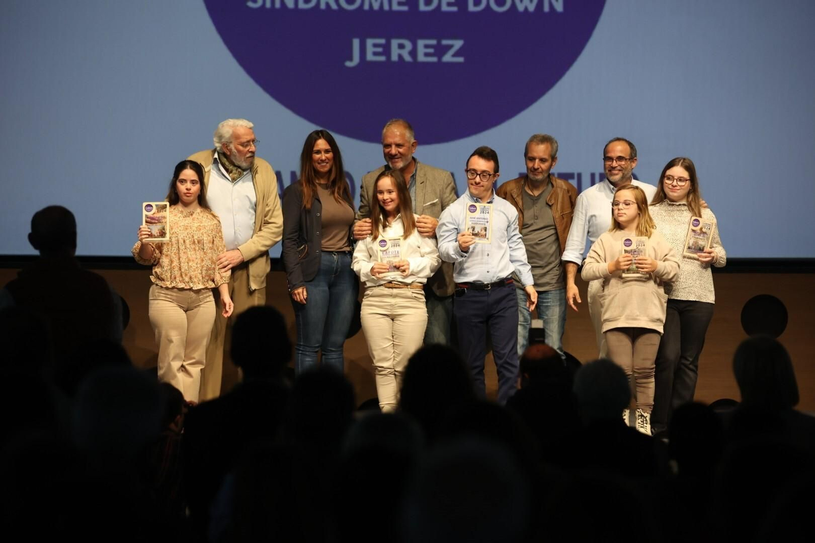 Presentación del calendario solidario de Cedown 2024