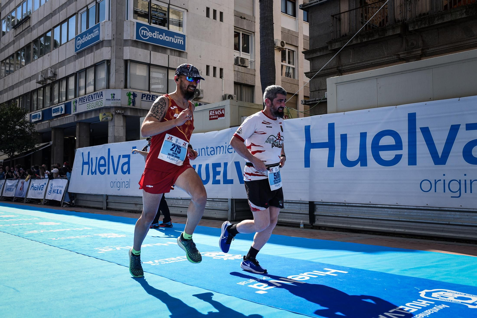 Imágenes de la carrera 21K en Huelva