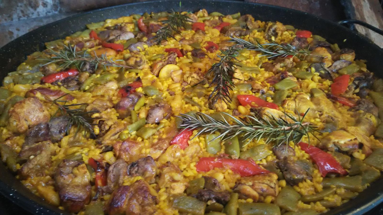 Paella valenciana