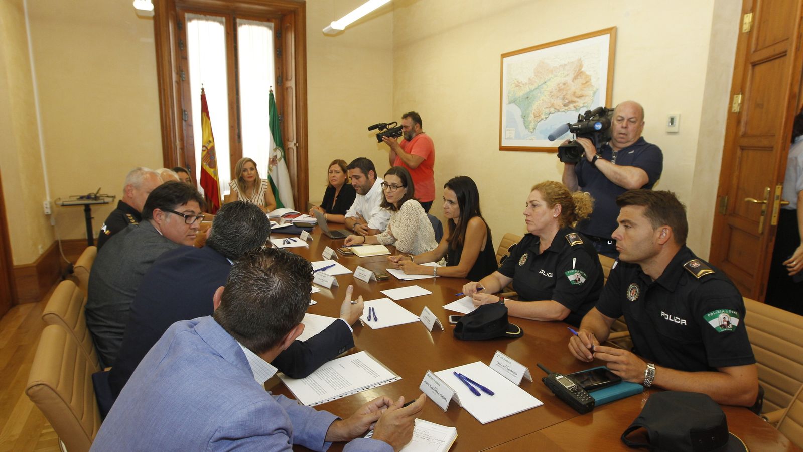 La comisión constituida entre Gobierno central, Junta, Ayuntamiento, Endesa y Policía Nacional y Local