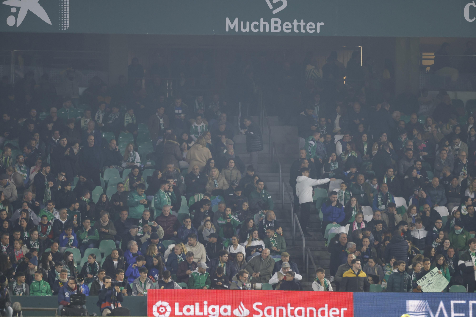 Búscate en las fotos del Betis-Celta