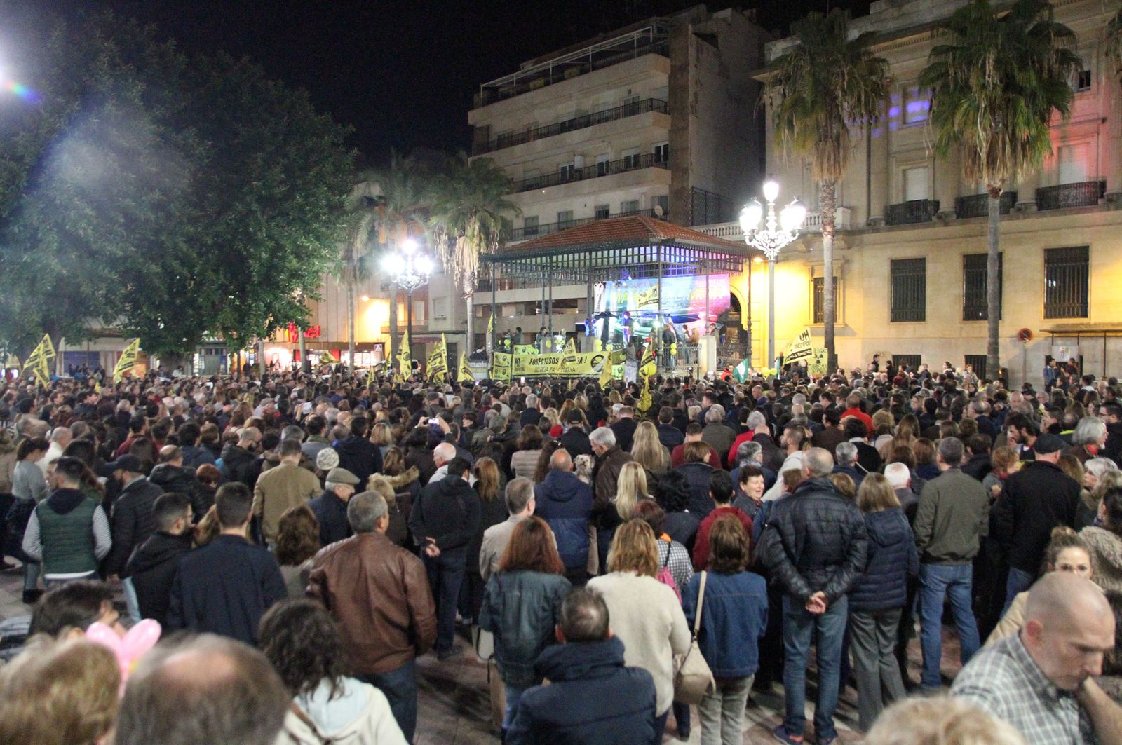 Imágenes de la manifestación contra los Fosfoyesos