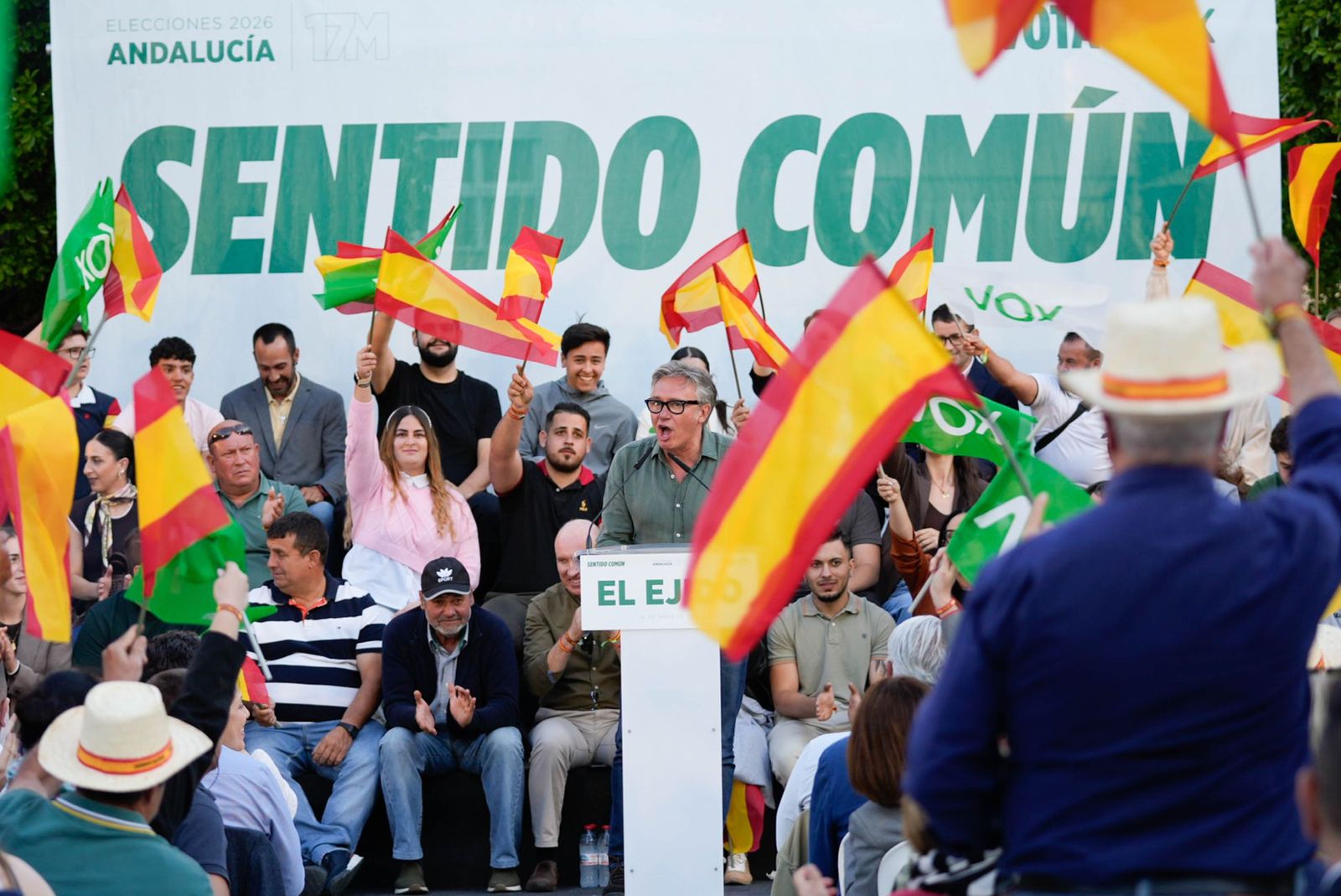 Las imágenes del acto público de Vox con Santiago Abascal en El Ejido
