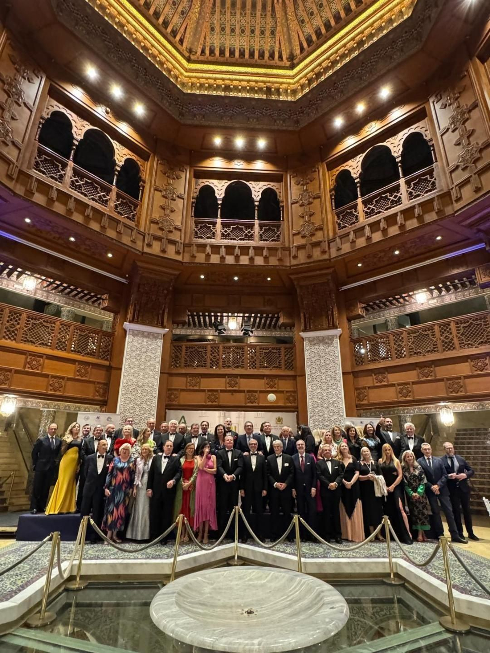 Miembros del Cuerpo Consular de Andalucía,  en la sede de la Fundación Tres Culturas del Mediterráneo, donde se celebró la cena de gala.