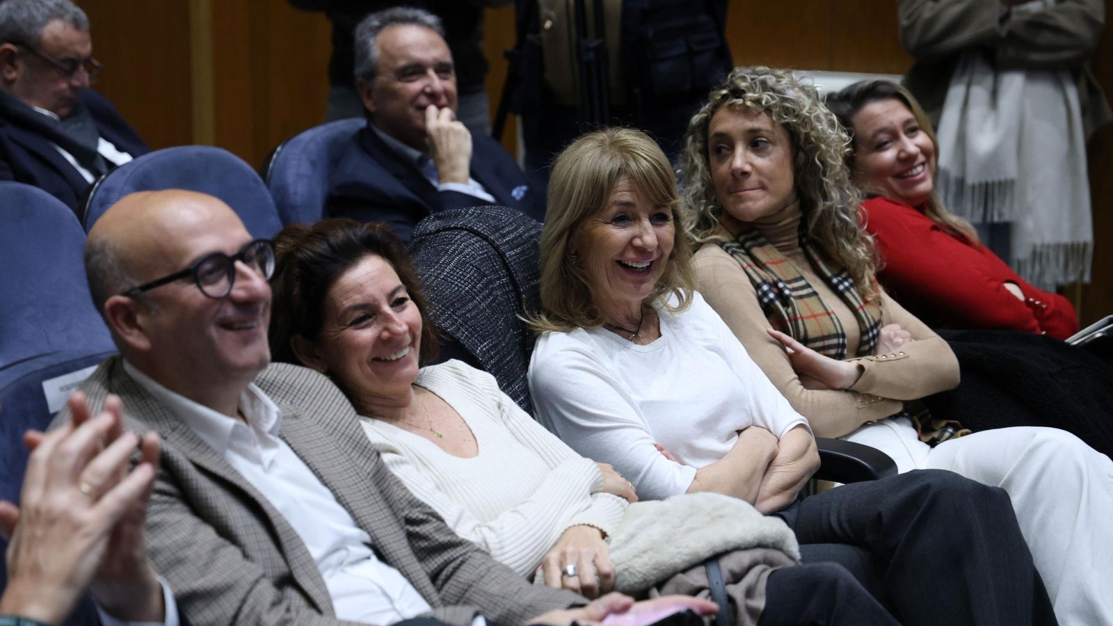 De izquierda a derecha, Manuel López, diputado y concejal de Cultura de Alhaurín de la Torre; Pilar Conde, concejala de Educación de Alhaurín de la Torre; María del Carmen Molina, concejala de Asuntos Sociales de Alhaurín de la Torre y Jéssica Trujillo, parlamentaria andaluza