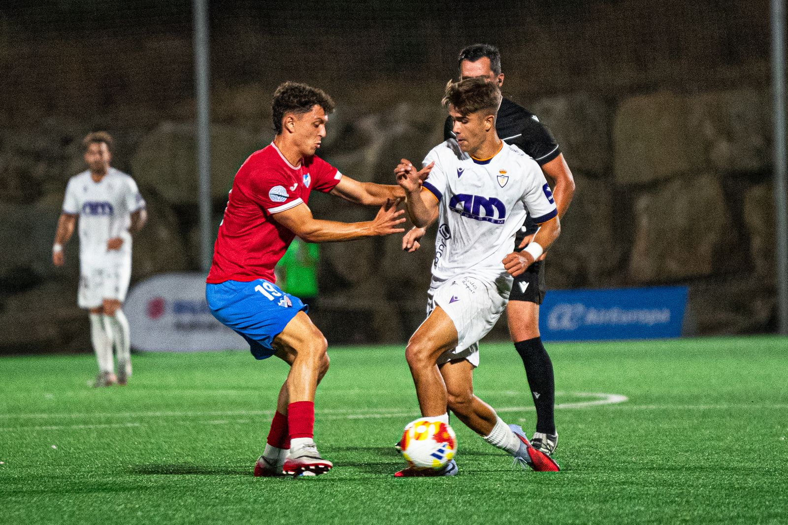 En la primera vuelta, el conjunto lagarto venció en el feudo malagueño.