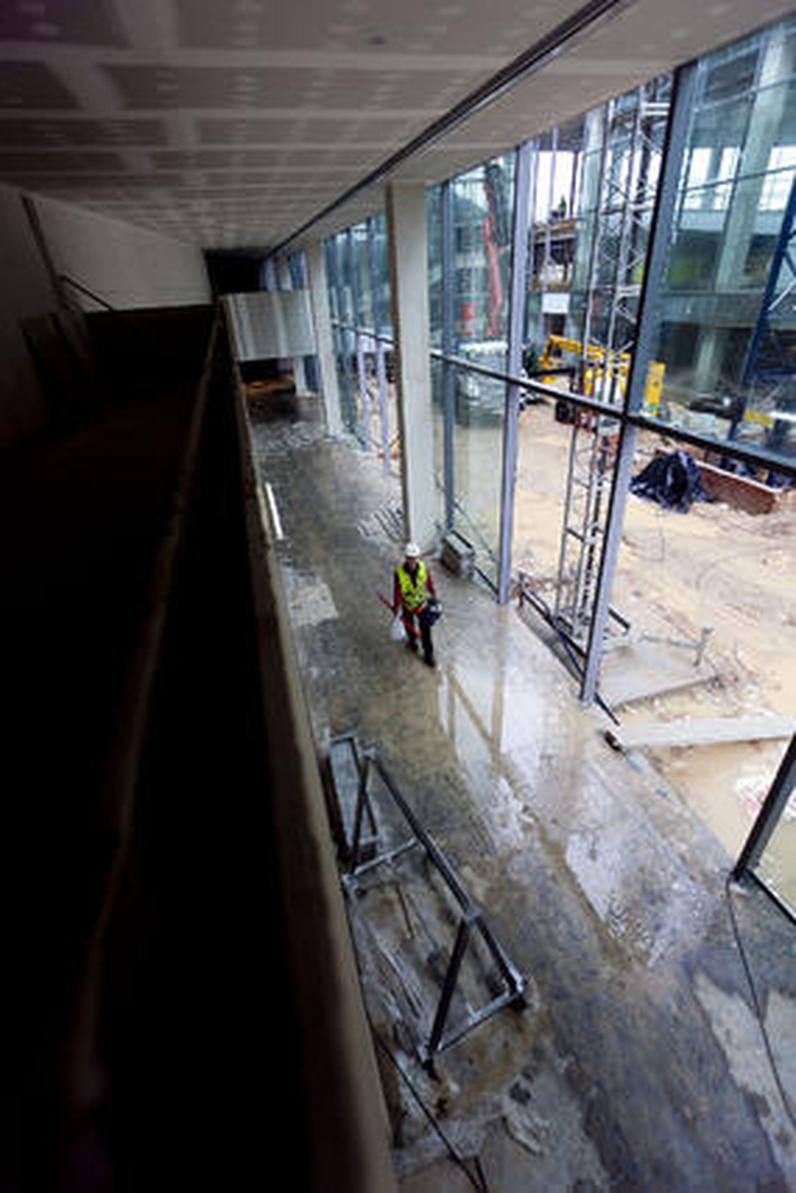 Estado de las obras de ampliación de Fibes, que espera estar en funcionamiento en los próximos meses.

Foto: Jaime Martínez