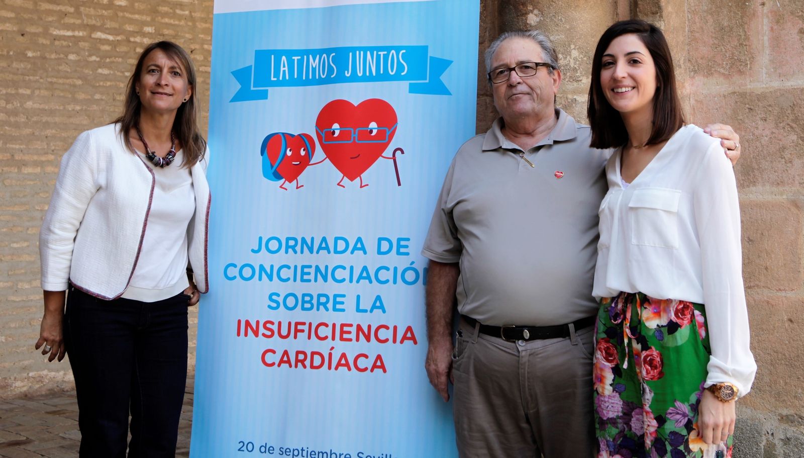 Josefina Lloret, de Novartis; José Aguirre, de Aspacase e Irene Estrada, cardióloga del Hospital de Valme.