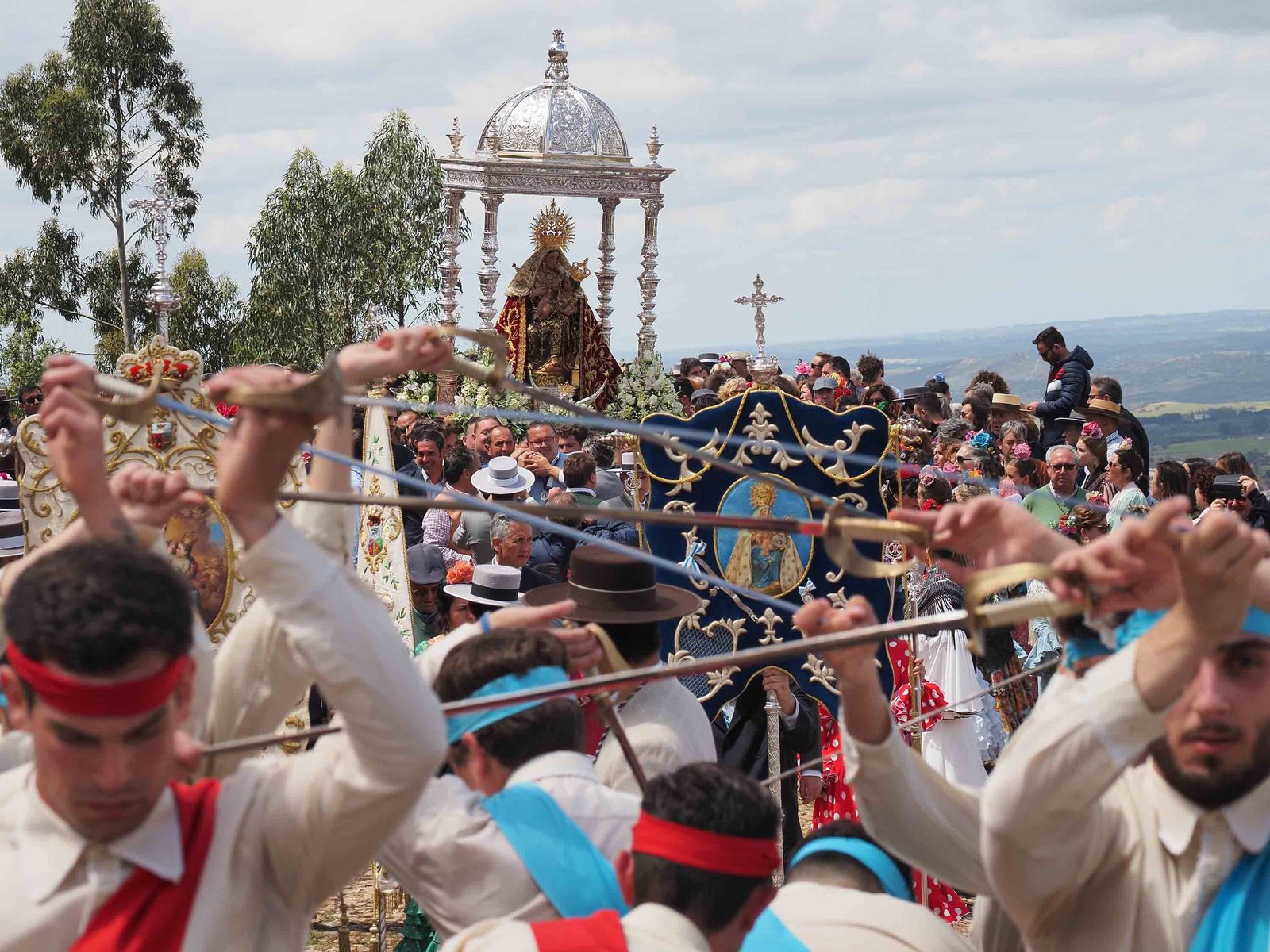 Las mejores imágenes de la Romería de la Virgen de la Peña 2022