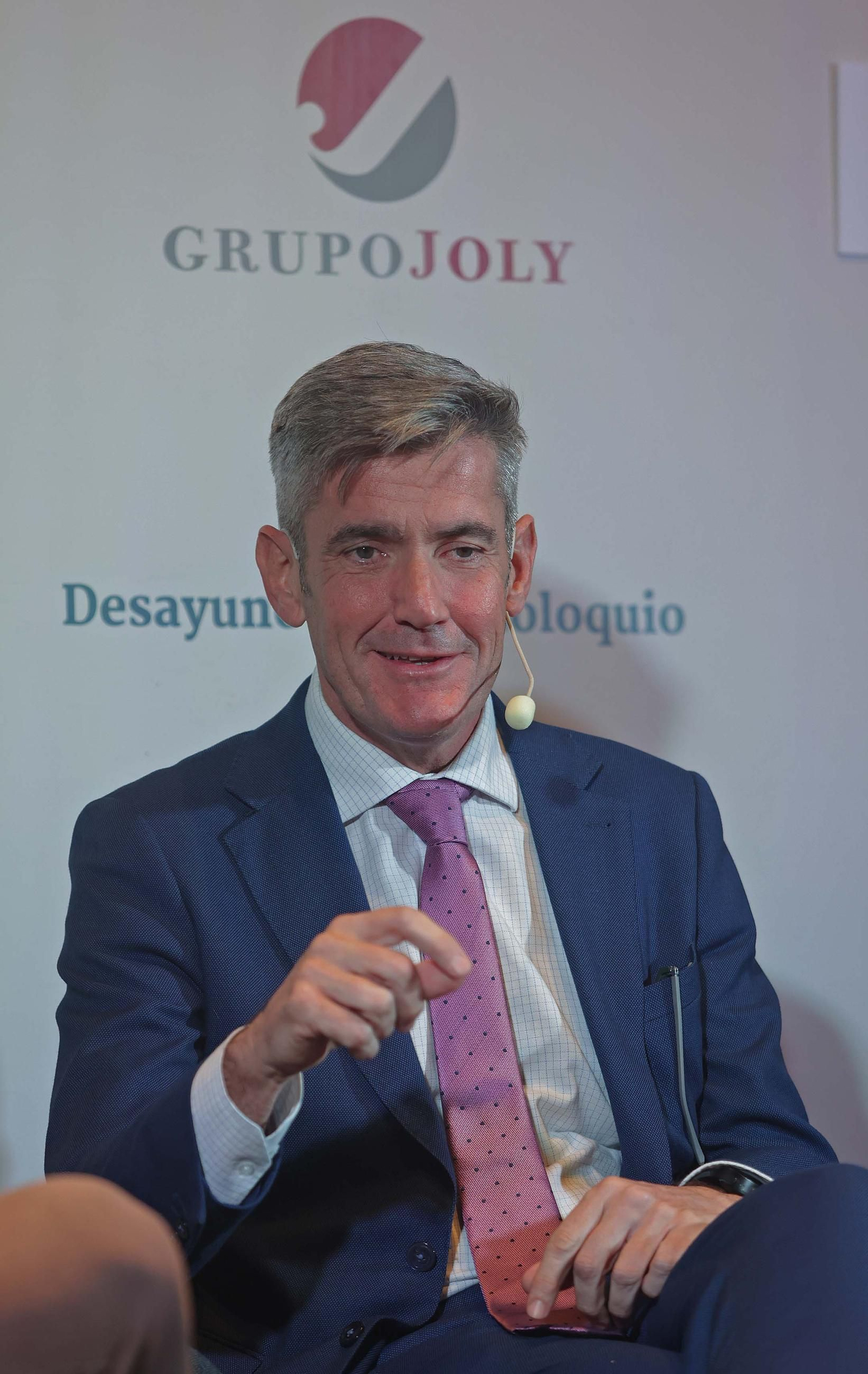 Fotos del desayuno-coloquio 'Infraestructuras: un pilar esencial para el desarrollo de la provincia' de la Diputación Provincial de Cádiz