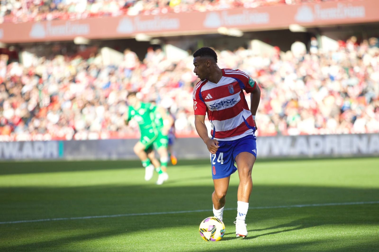 Las mejores imágenes de la victoria del Granada CF ante el Racing