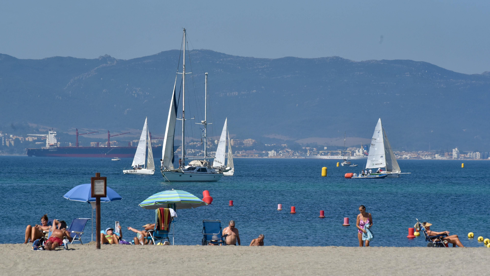 Las fotos de la Regata de vela J80 en La Línea