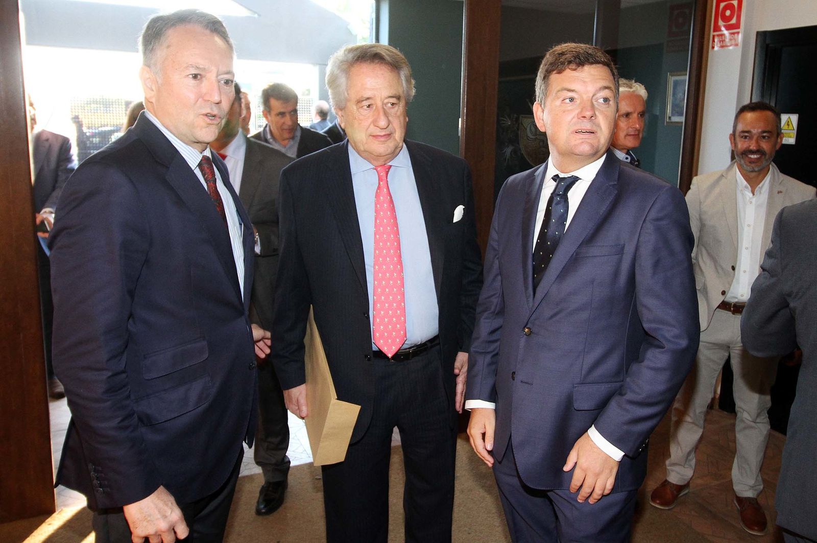 Imágenes del Desayuno Informativo del Grupo Joly con Javier Targhetta